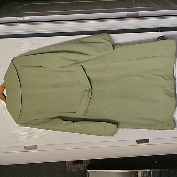 Vintage Pea Green Coat - seems like a Size medium - good used condition - Picture 5 of 7